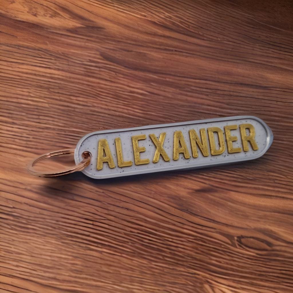 Premium gepersonaliseerde sleutelhanger met naam in luxe verpakking