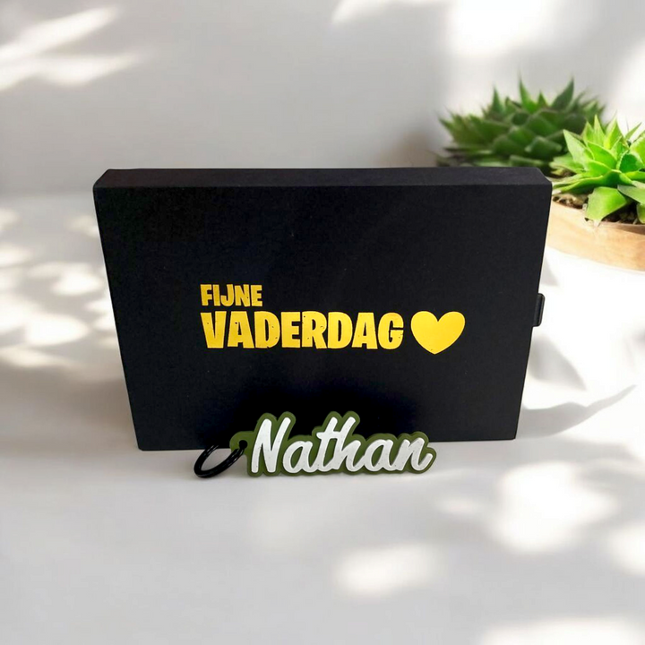 Persoonlijk vaderdagcadeau: gepersonaliseerde sleutelhanger met naam