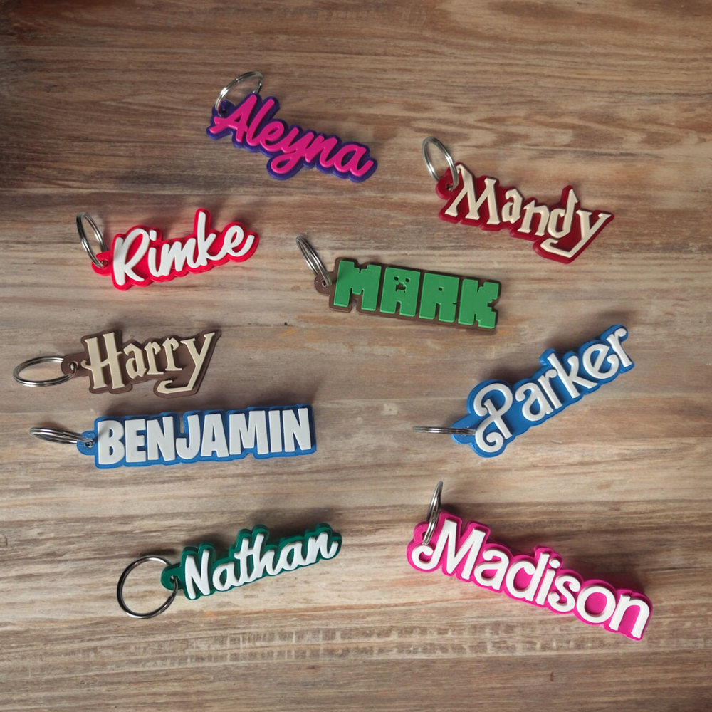 Het perfecte einde van het schooljaar: Unieke  naam sleutelhangers als afscheidscadeau.