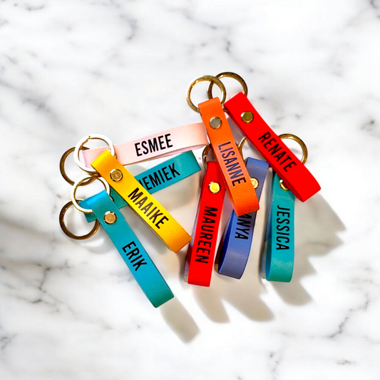 Leren sleutelhanger gepersonaliseerd met naam